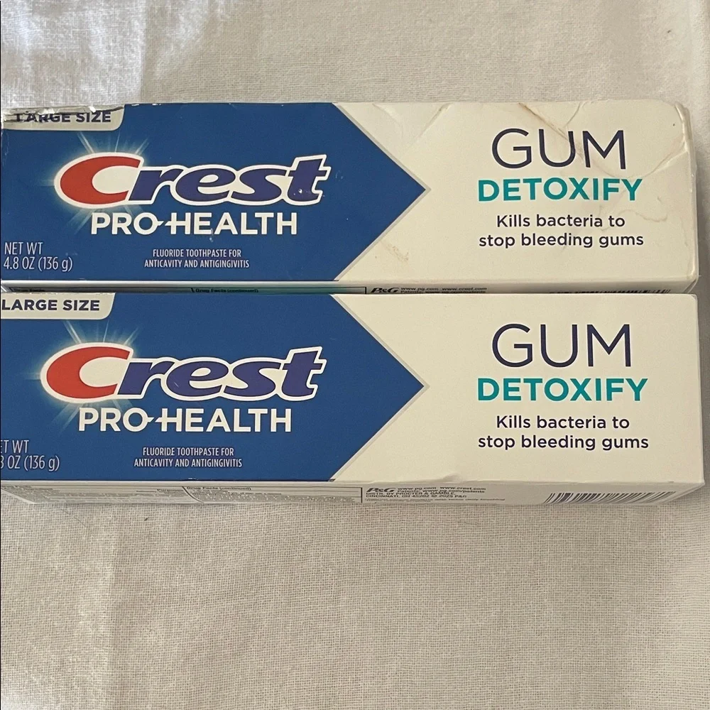 Crest Pro-Health Gum Detoxify Toothpaste